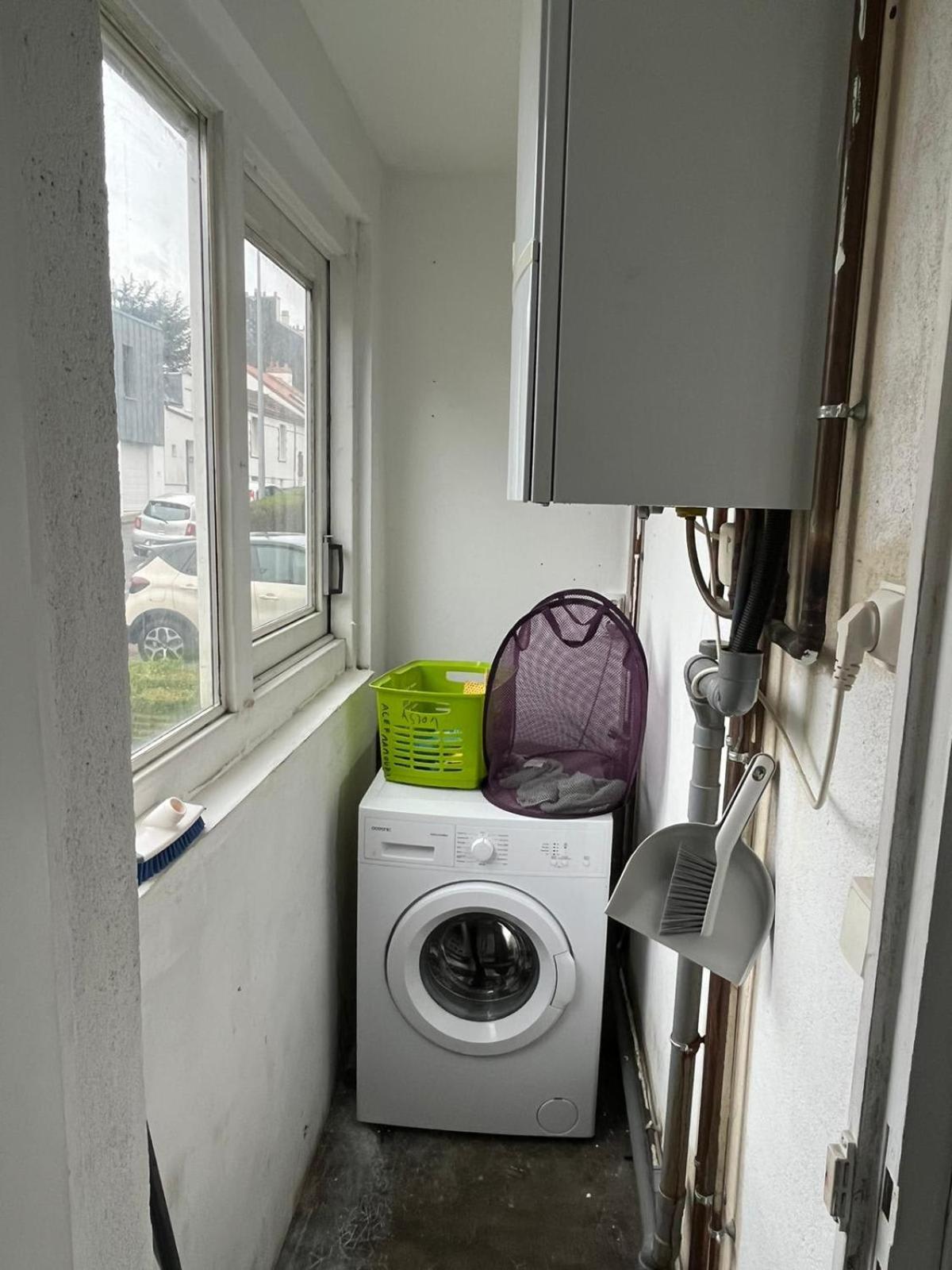 Charming Cozy Nest In Nantes Apartment ภายนอก รูปภาพ